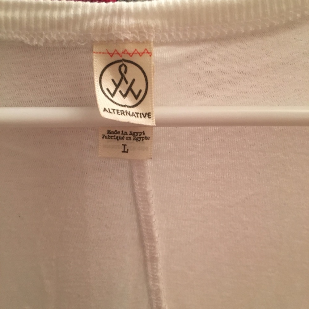Alternative Apparel scoop neck with thumb holes